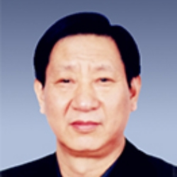 杨春锦