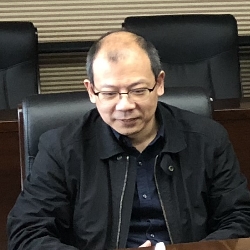 卢文胜 