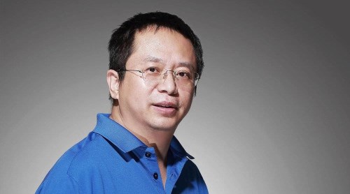 周鸿祎:谣言!360 手机没有并入锤子