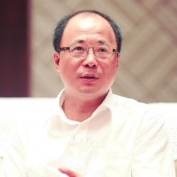 张扬